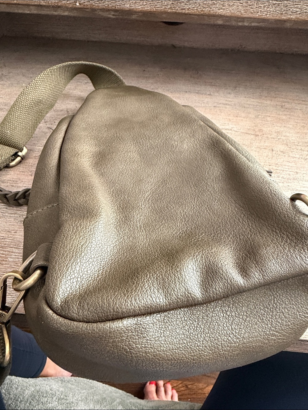 Urban Expressions Olive Green Crossbody Sling Bag - Picture 9 of 11